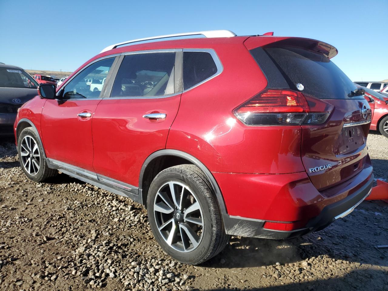 2017 Nissan Rogue - Image 2