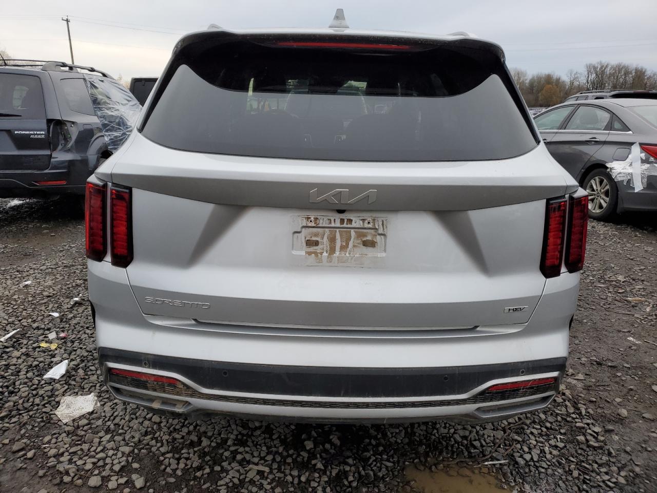 2023 Kia Sorento - Image 6