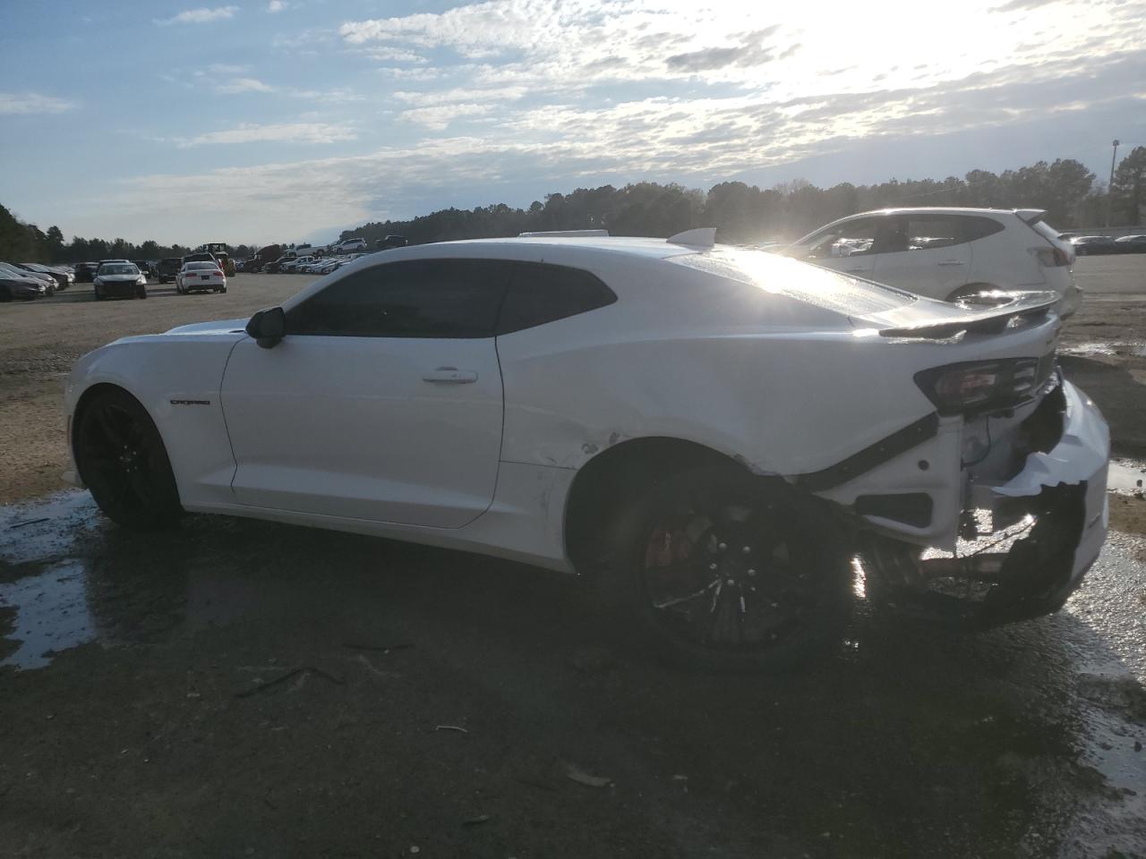 2022 Chevrolet Camaro - Image 2