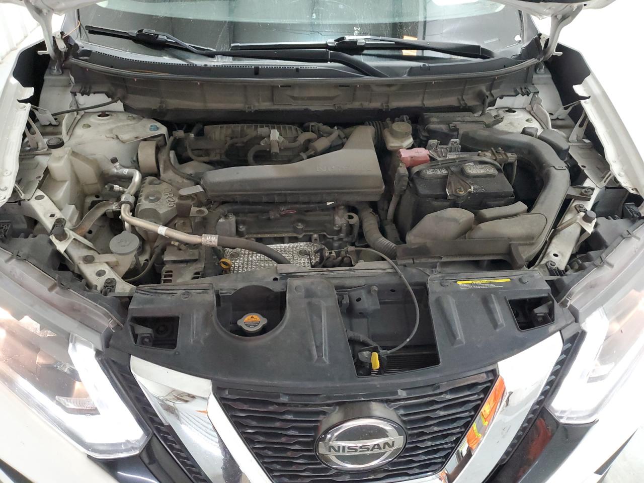 2020 Nissan Rogue - Image 12