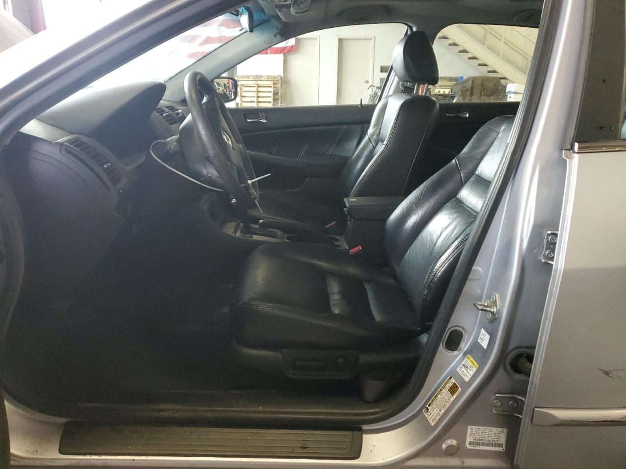 2004 Honda Accord Ex VIN: 1HGCM665X4A084241 Lot: 85891844