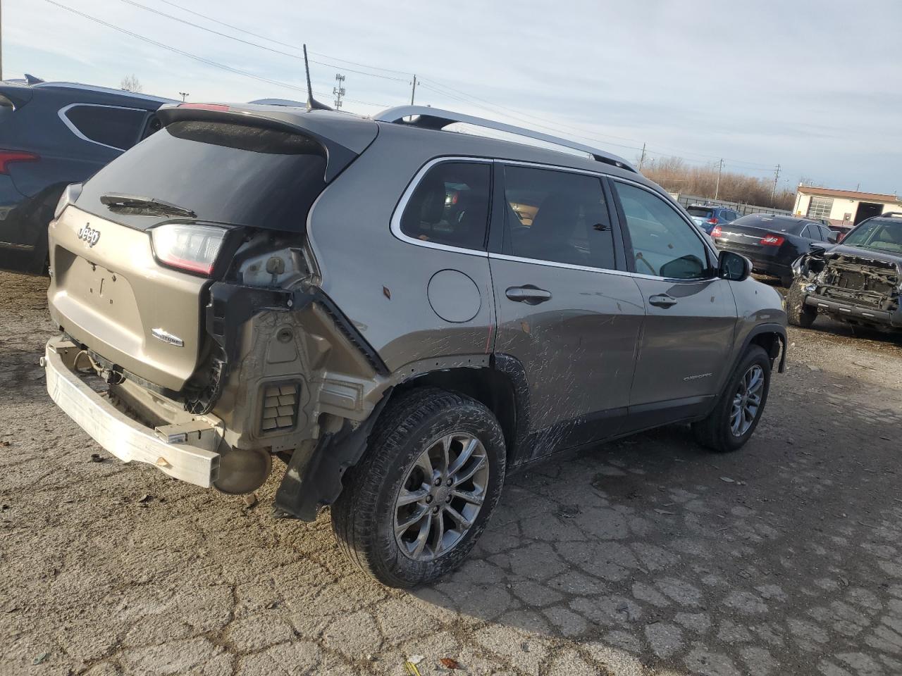 2019 Jeep Grand Cherokee - Image 3