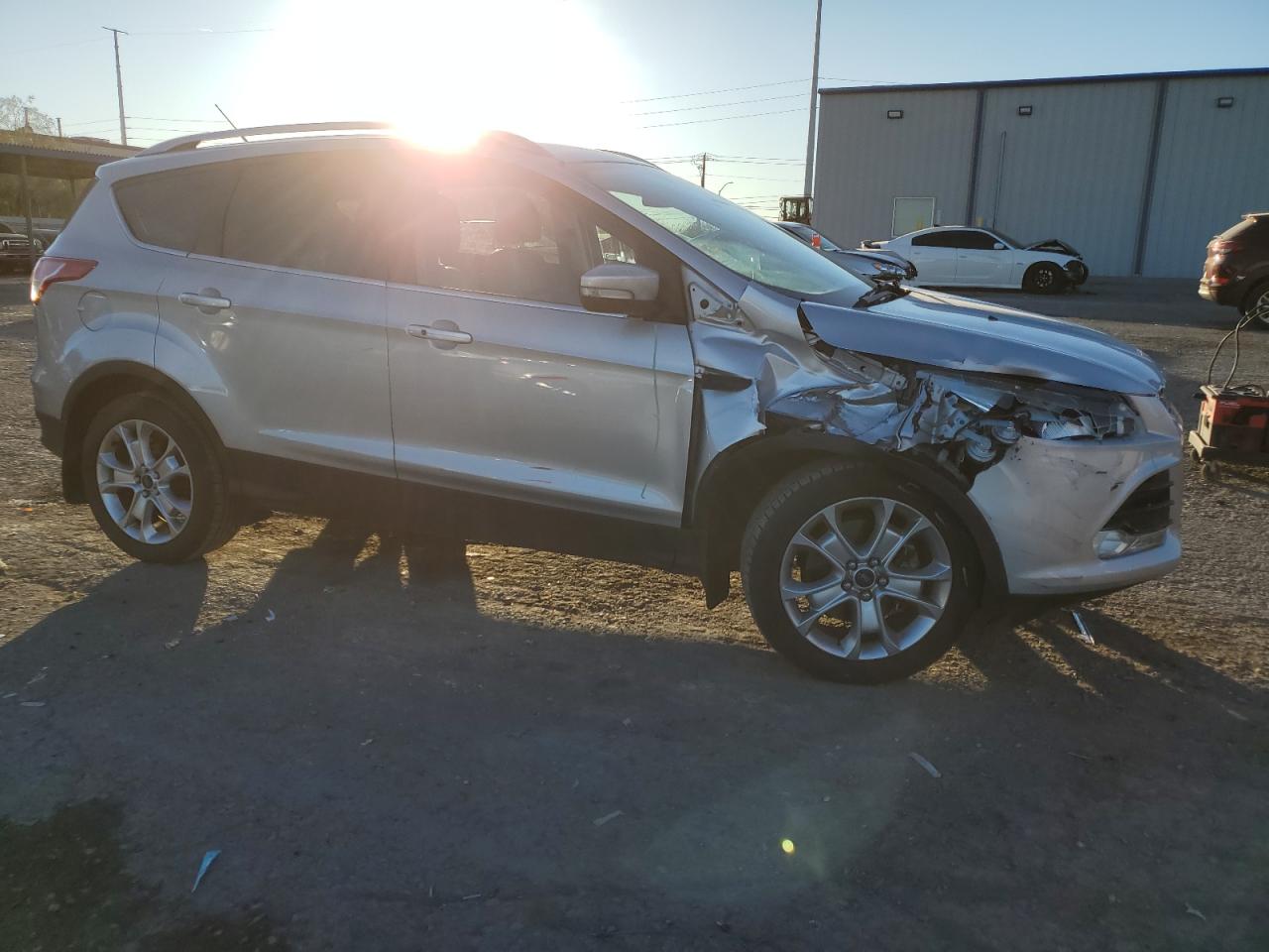 VIN 1FMCU9J97GUB82846 2016 FORD ESCAPE no.4