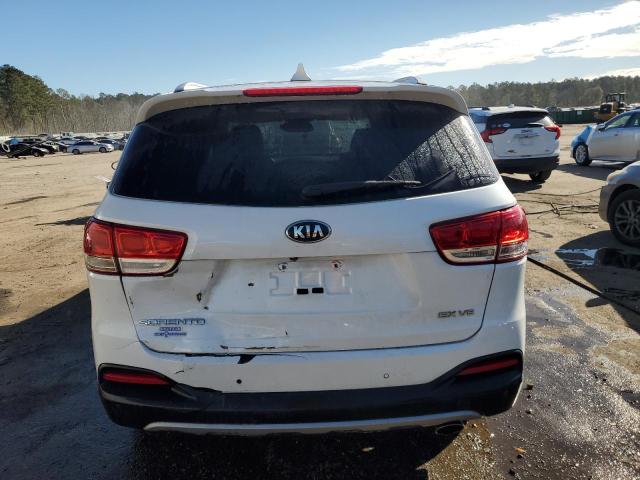  KIA SORENTO 2017 White