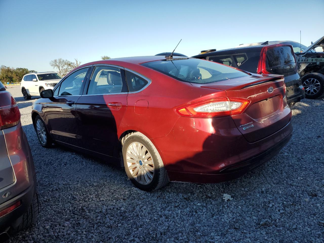 VIN 3FA6P0SU5DR282363 2013 FORD FUSION no.2