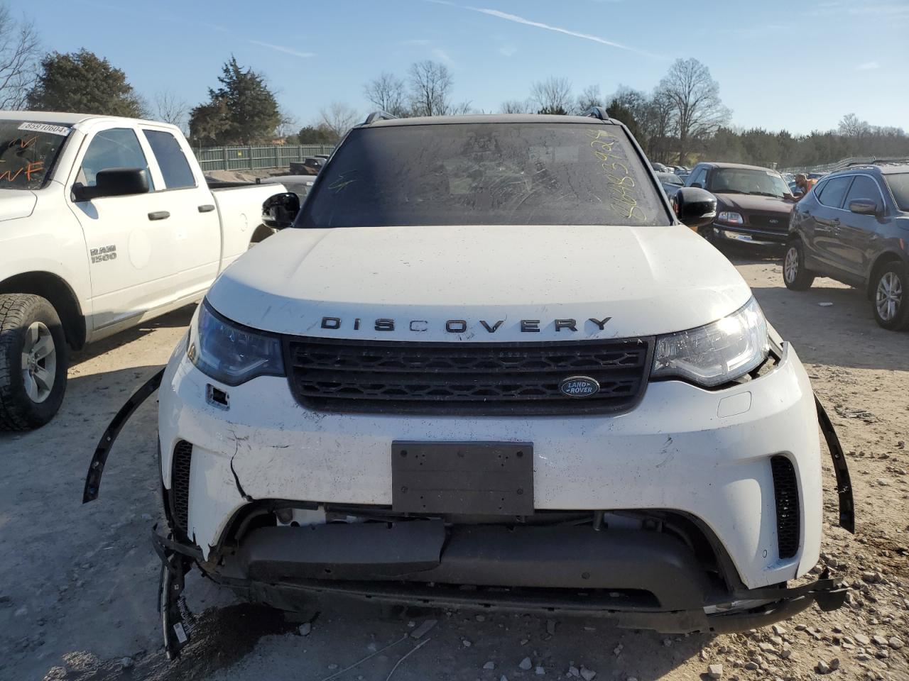 2020 Land Rover Discovery - Image 5