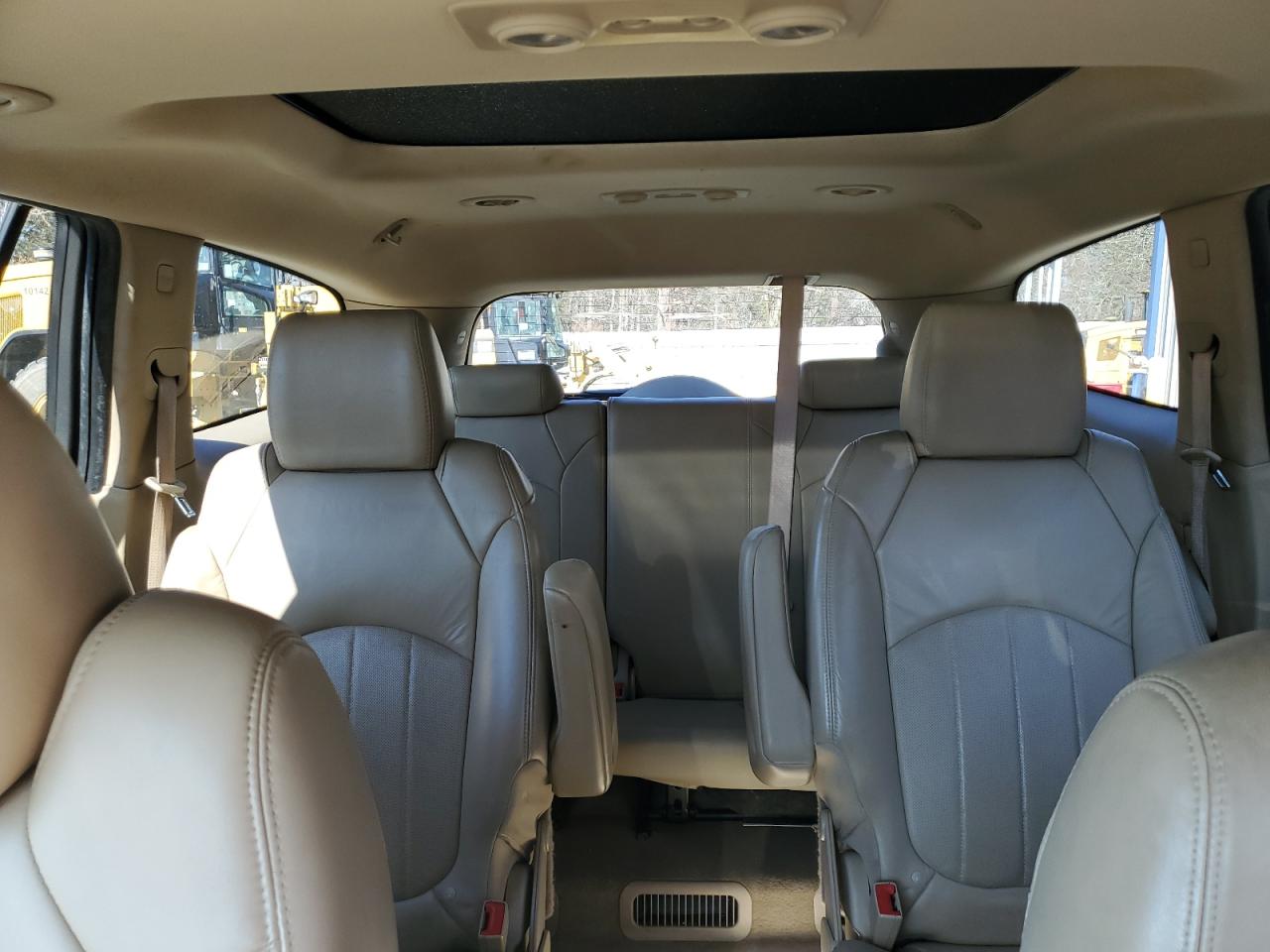 2012 Buick Enclave - Image 10