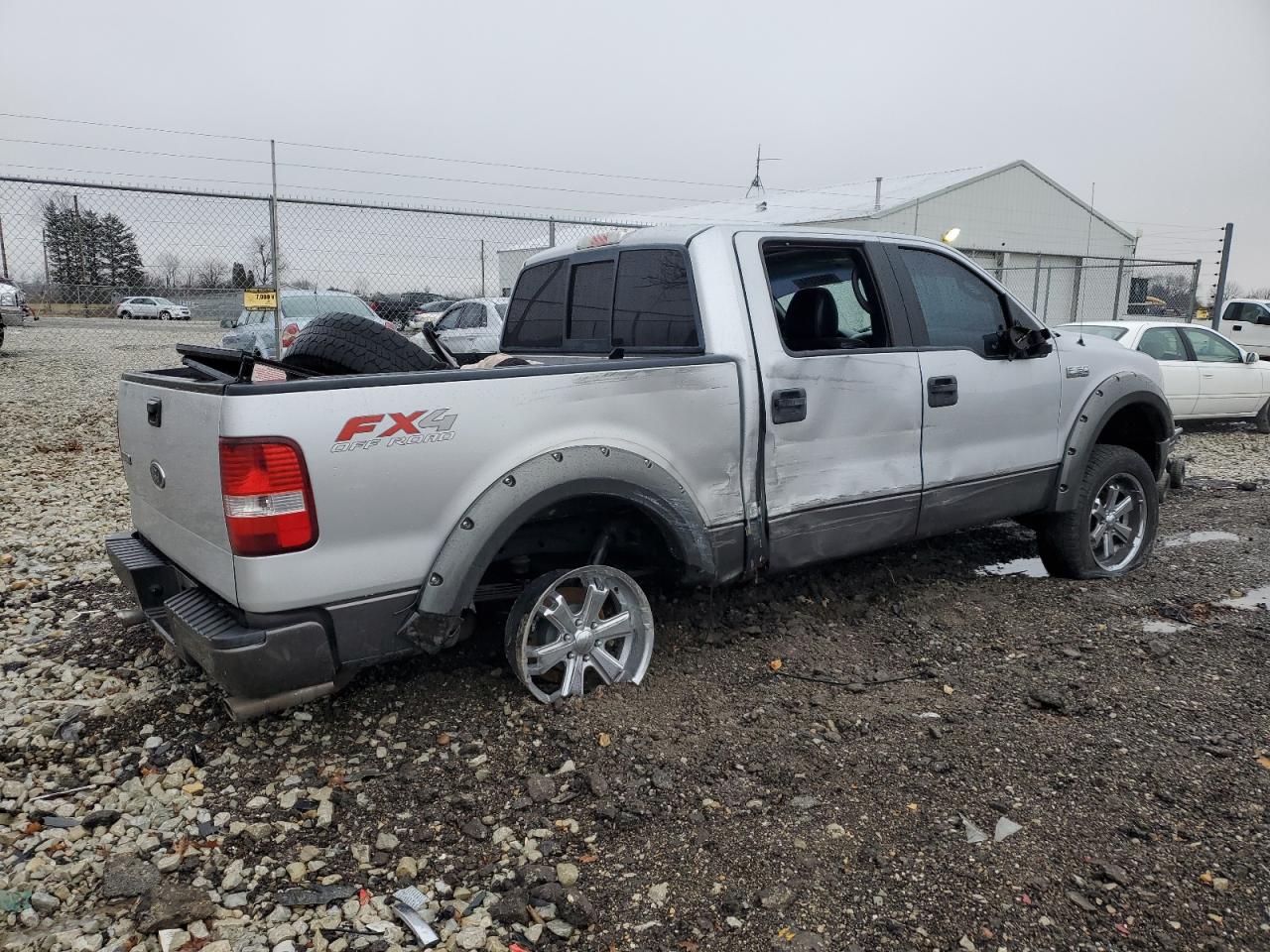 2004 Ford F-150 - Image 3