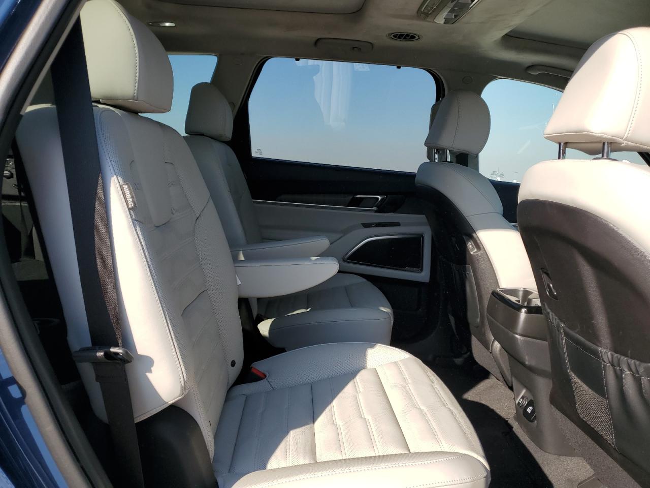 2024 Kia Telluride - Image 11