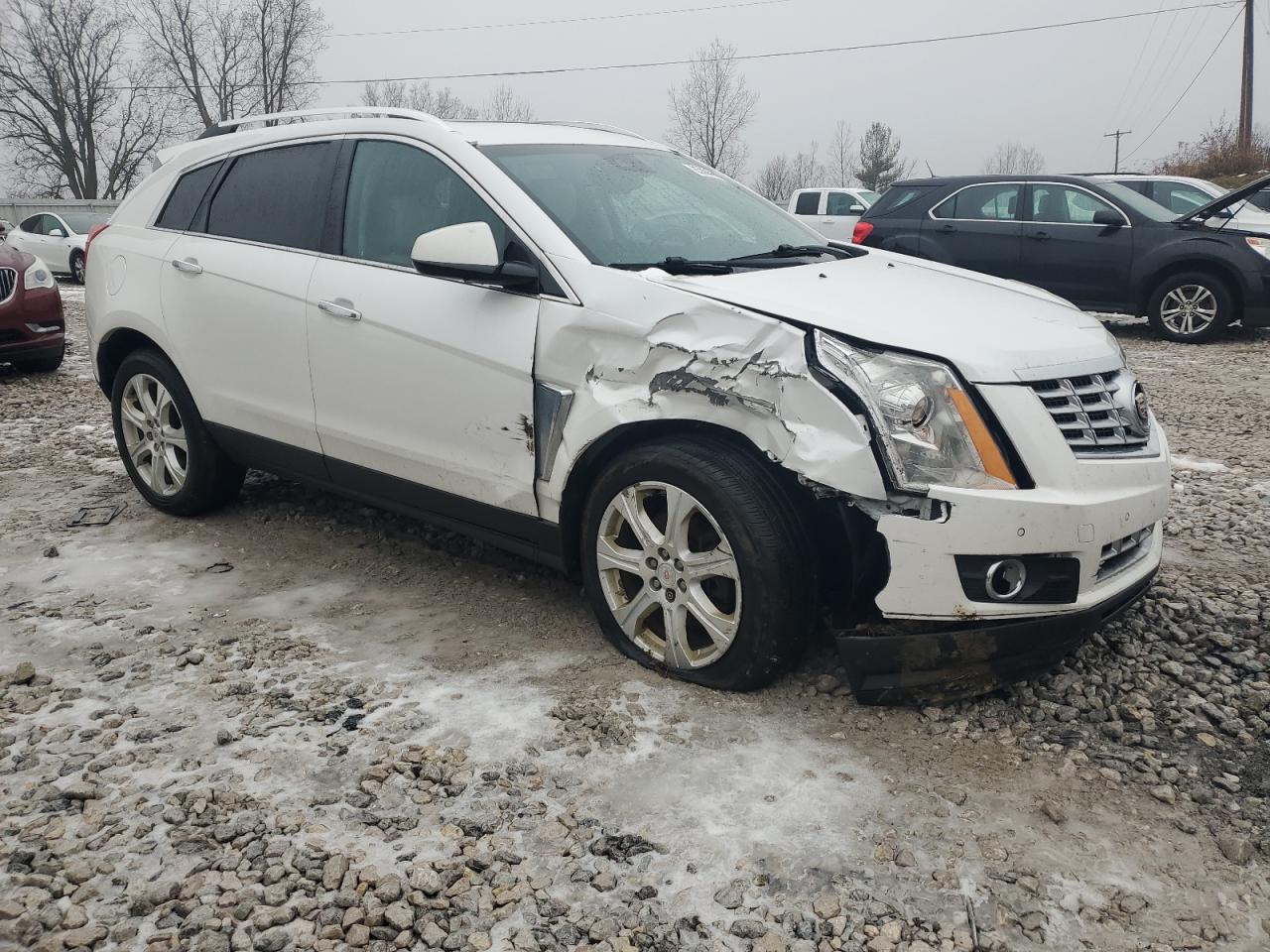 VIN 3GYFNCE37GS511153 2016 CADILLAC SRX no.4