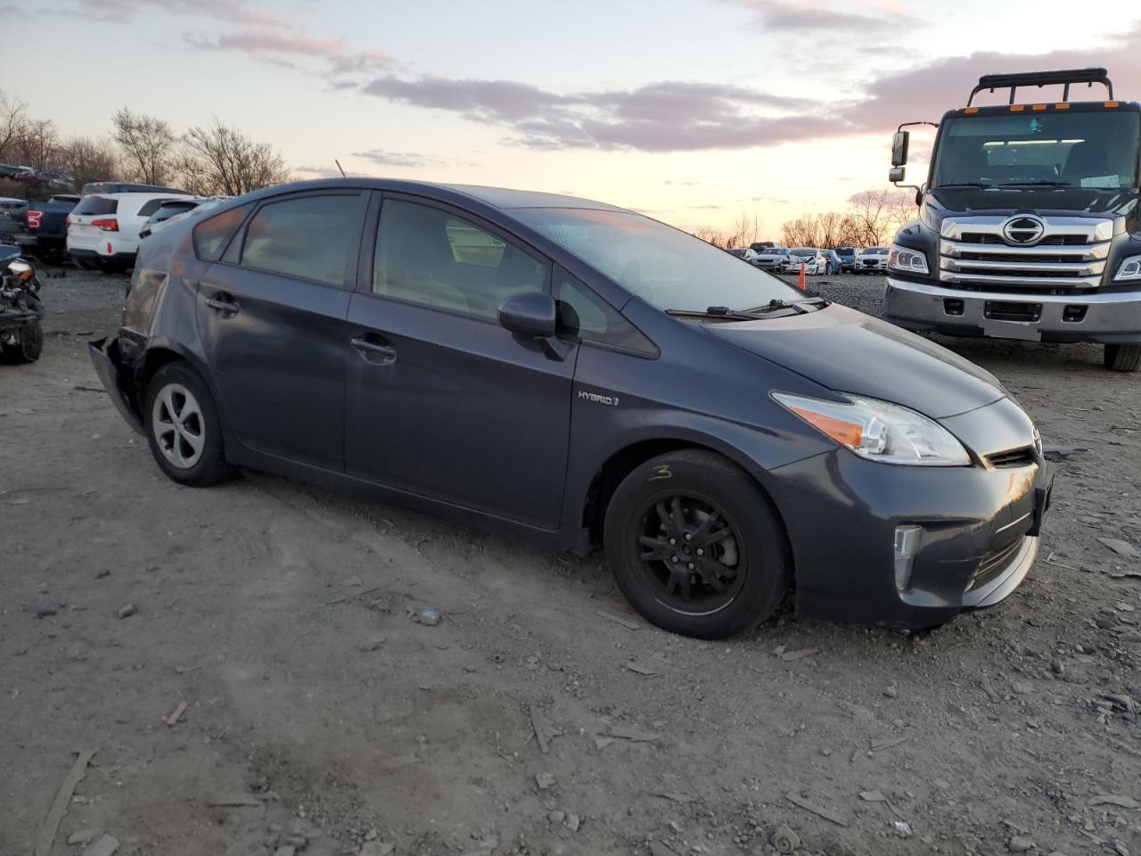 VIN JTDKN3DU9D5617477 2013 TOYOTA PRIUS no.4