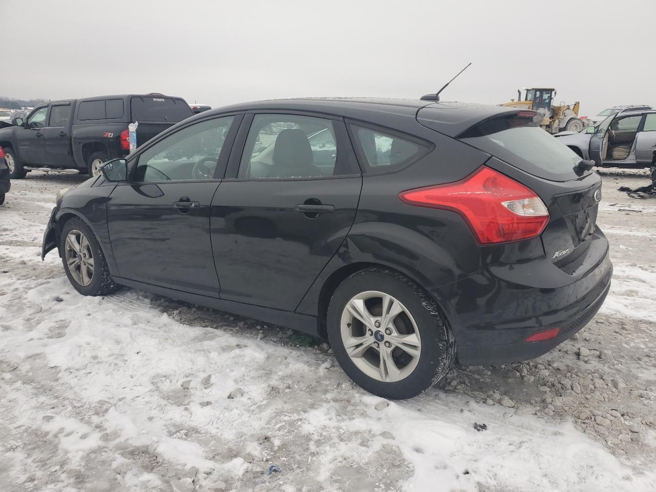 VIN 1FADP3K29EL340157 2014 FORD FOCUS no.2