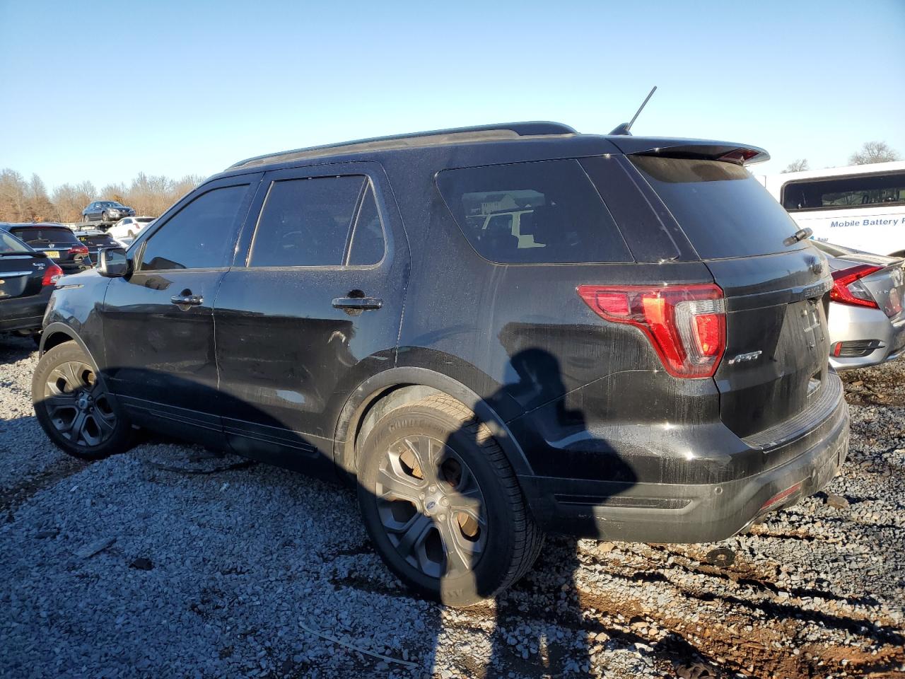 1FM5K8GT0JGA29744 2018 FORD EXPLORER - Image 2