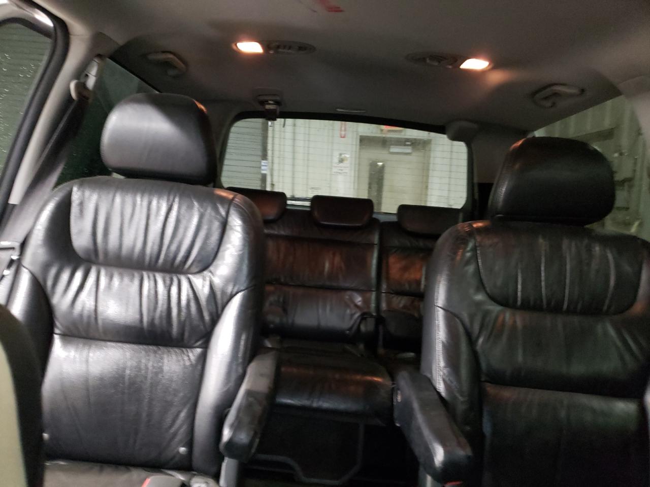 2006 Honda Odyssey - Image 10