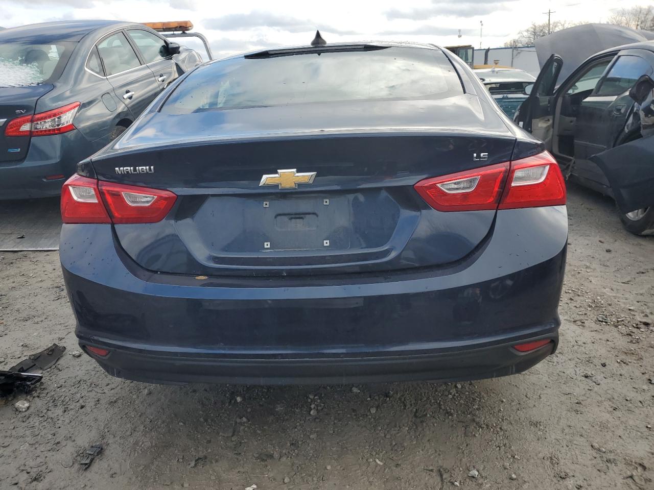 VIN 1G1ZB5ST0GF325270 2016 CHEVROLET MALIBU no.6