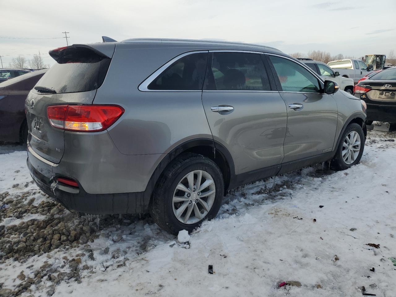 2018 Kia Sorento - Image 3