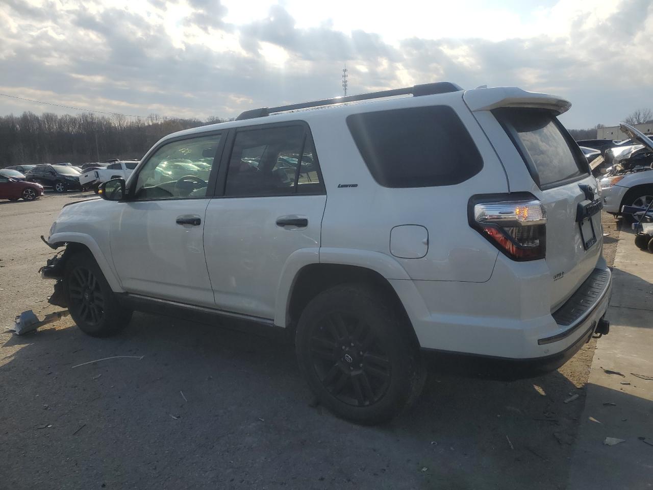 2020 Toyota 4Runner - Image 2