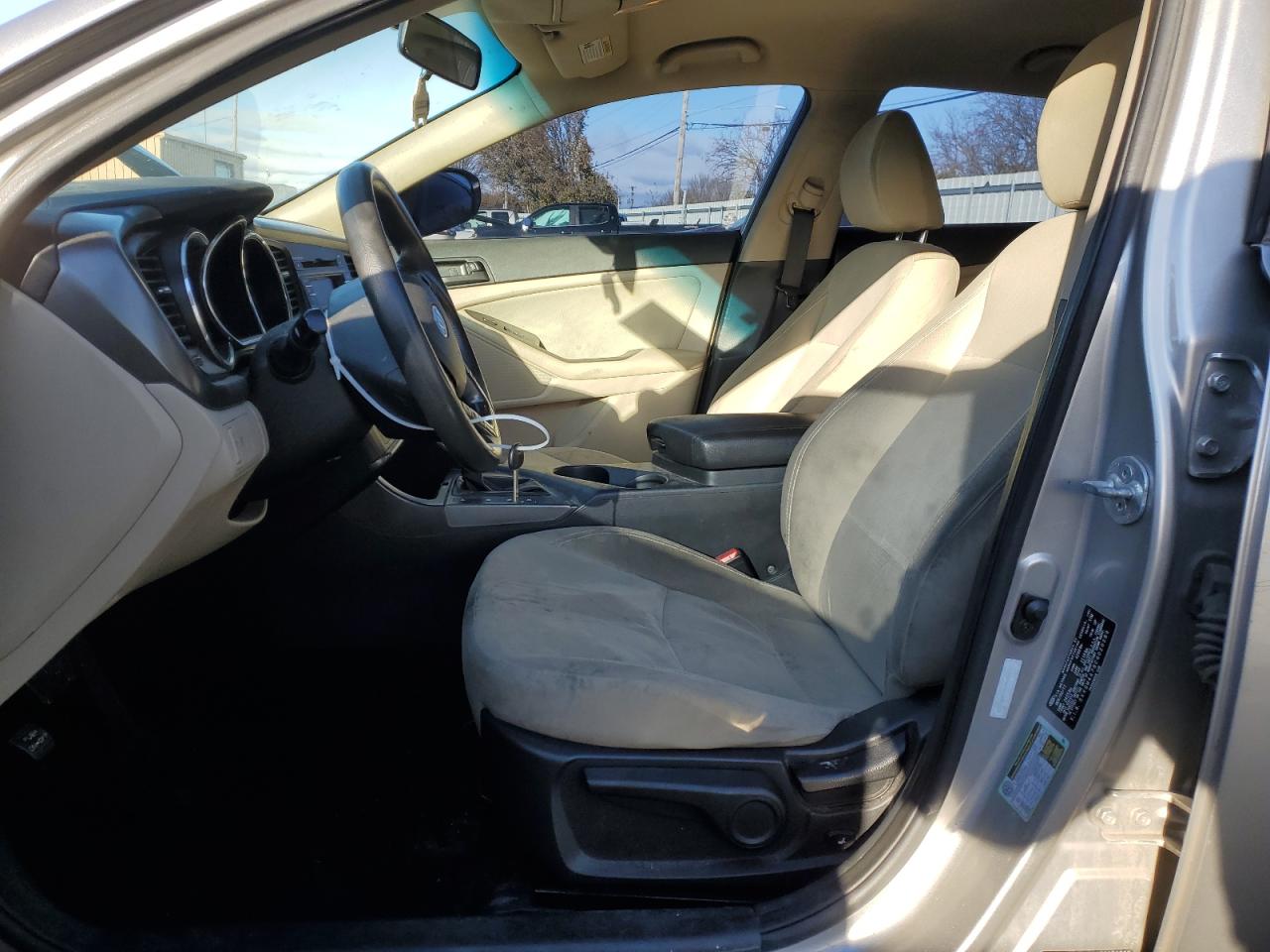 2012 Kia Optima - Image 7