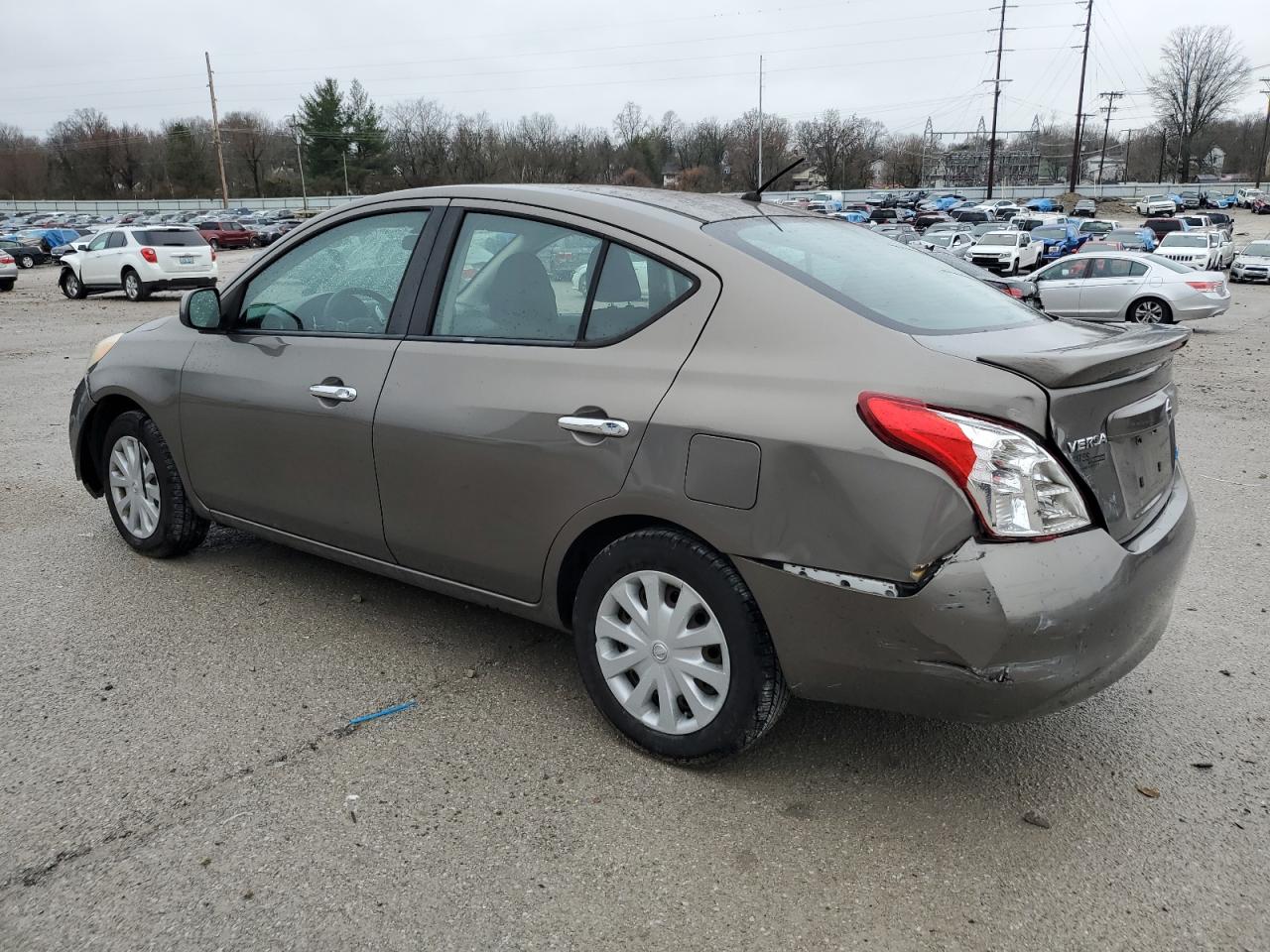 VIN 3N1CN7AP0DL829813 2013 NISSAN VERSA no.2