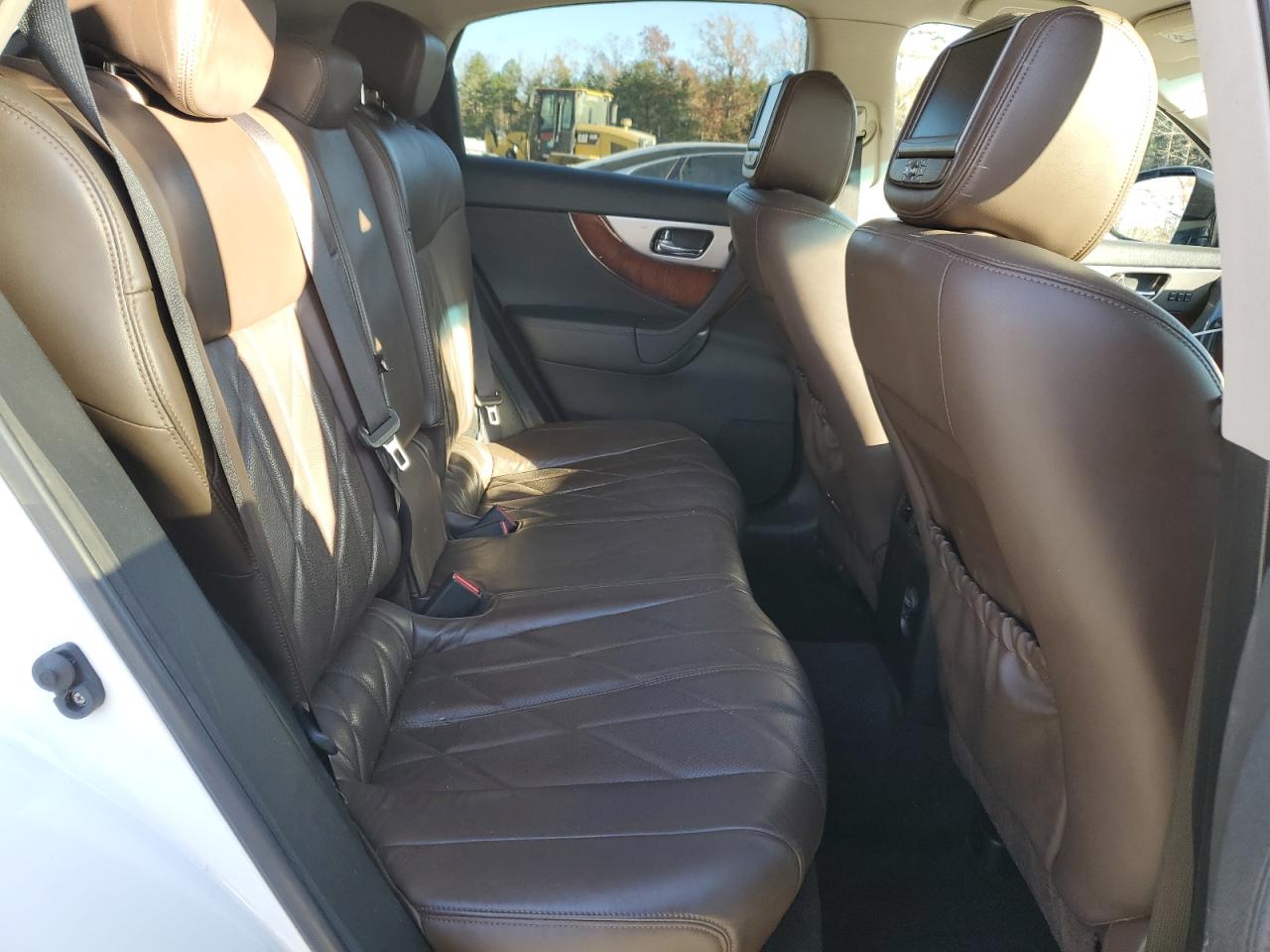 2014 Infiniti QX70 - Image 11