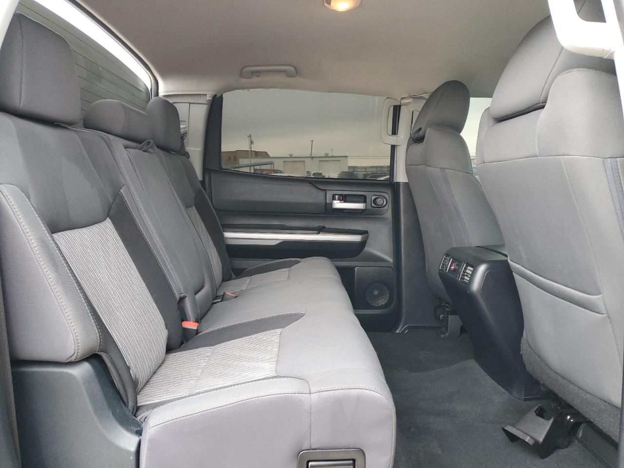 2016 Toyota Tundra Crewmax Sr5 VIN: 5TFEM5F17GX108284 Lot: 84421234