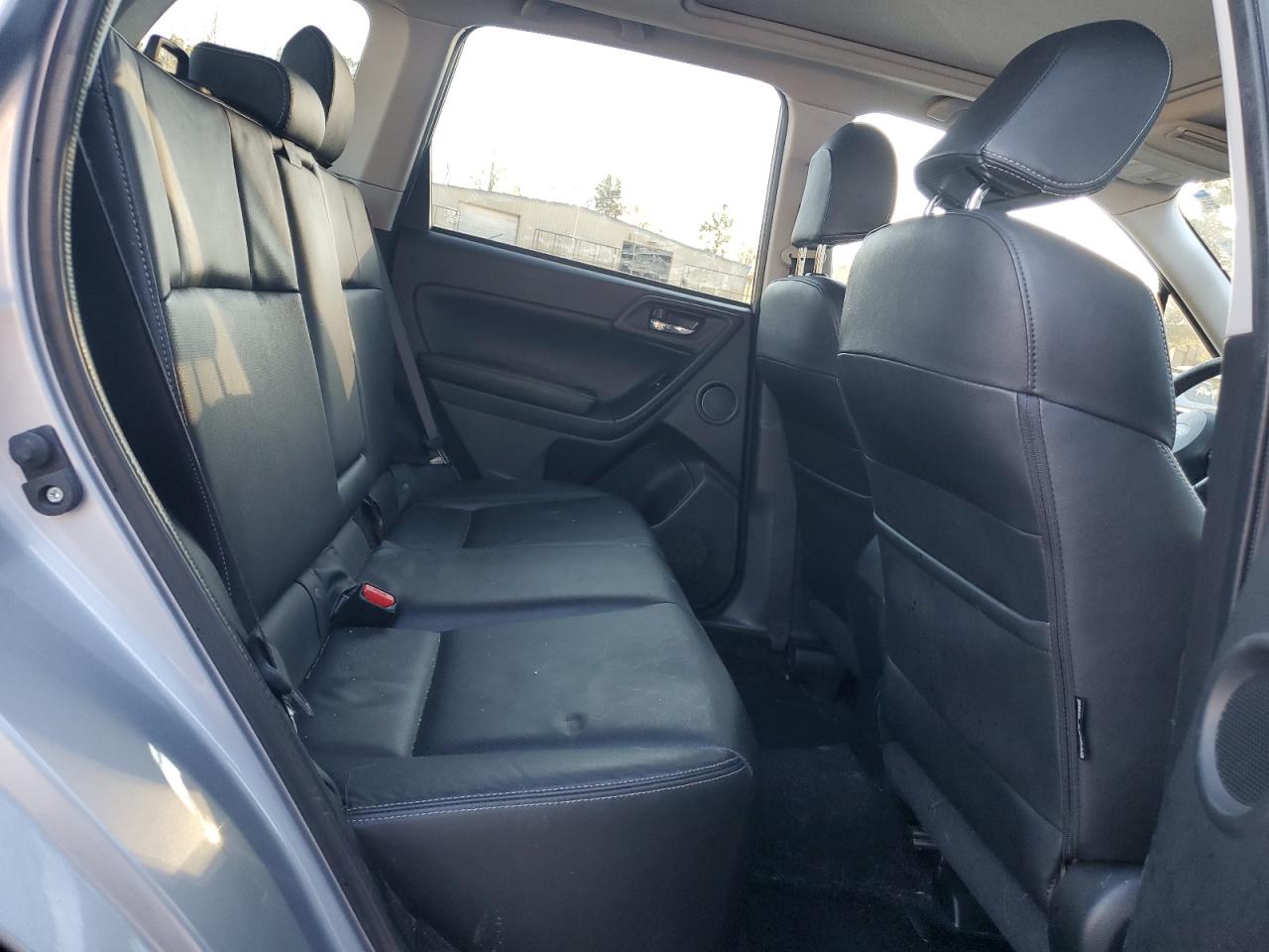 2015 Subaru Forester - Image 11