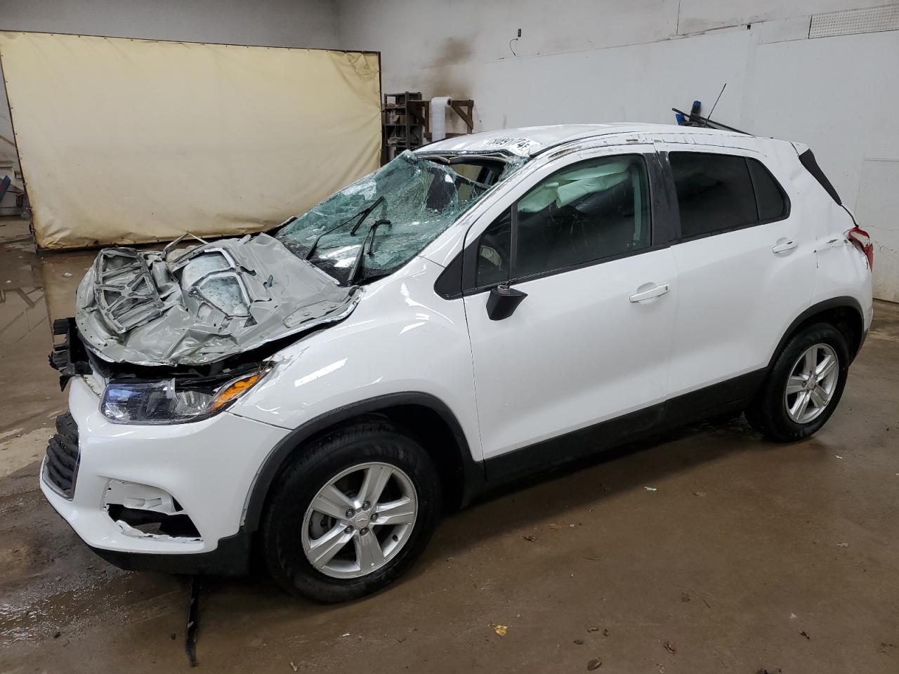 VIN KL7CJKSB2LB068567 2020 CHEVROLET TRAX no.1