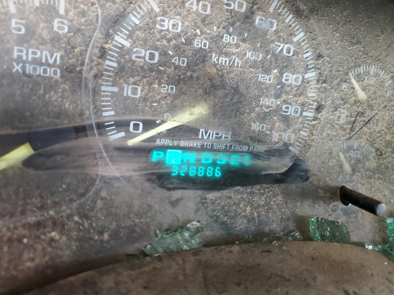 2000 Chevrolet Silverado - Image 9