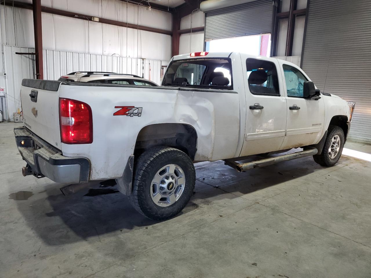 2014 Chevrolet Silverado - Image 3
