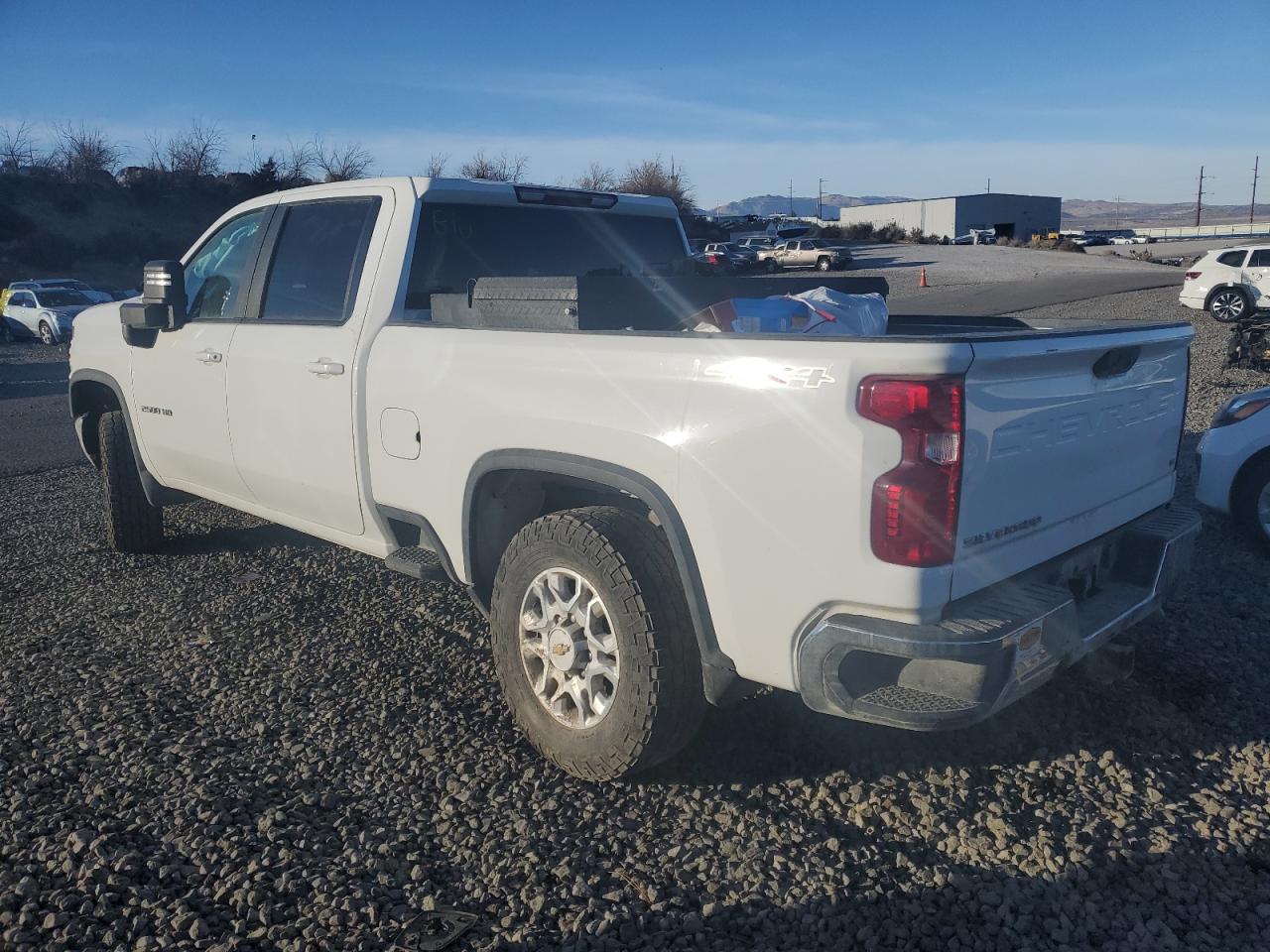 2021 Chevrolet Silverado - Image 3