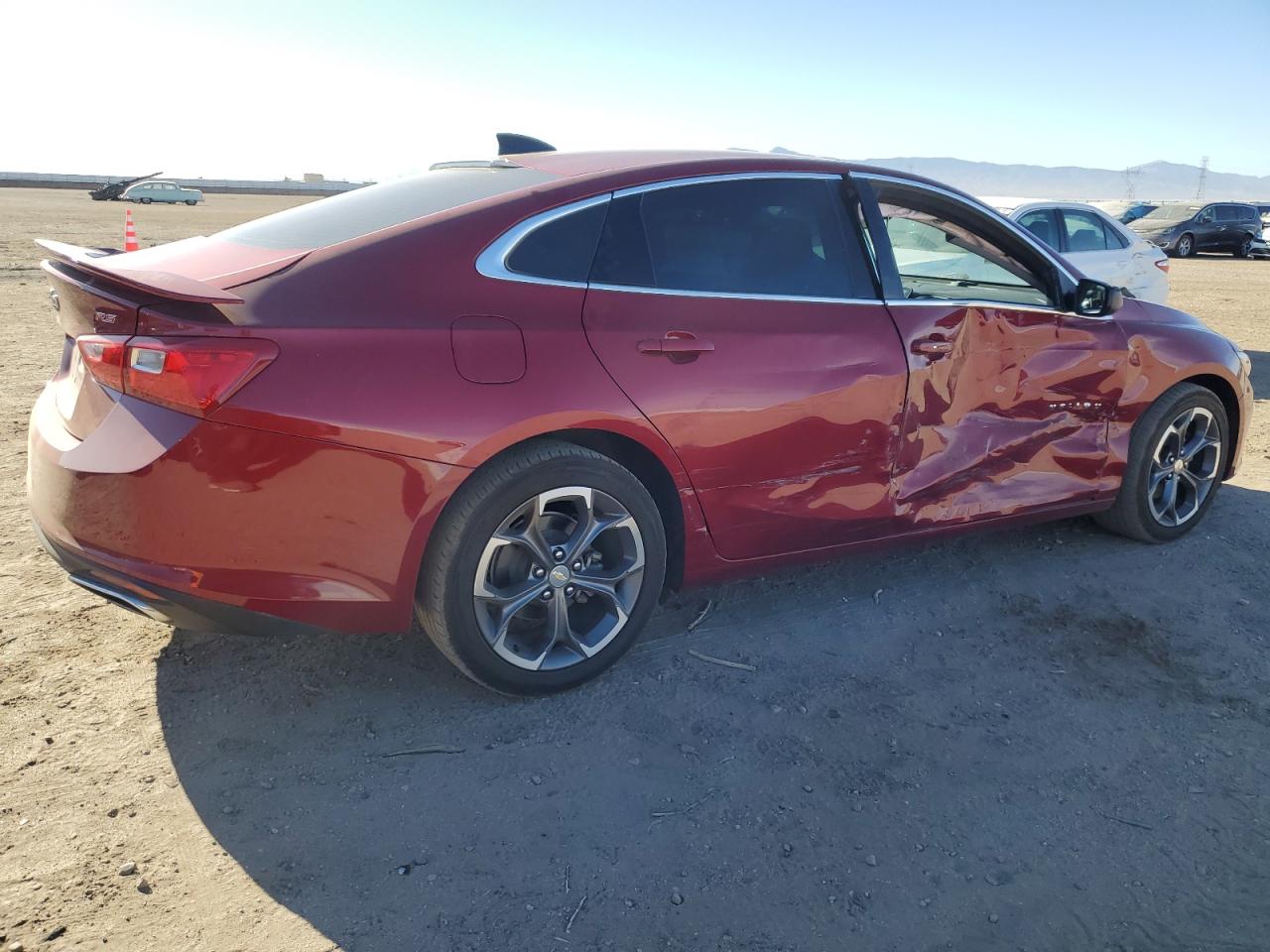 2019 Chevrolet Malibu - Image 3