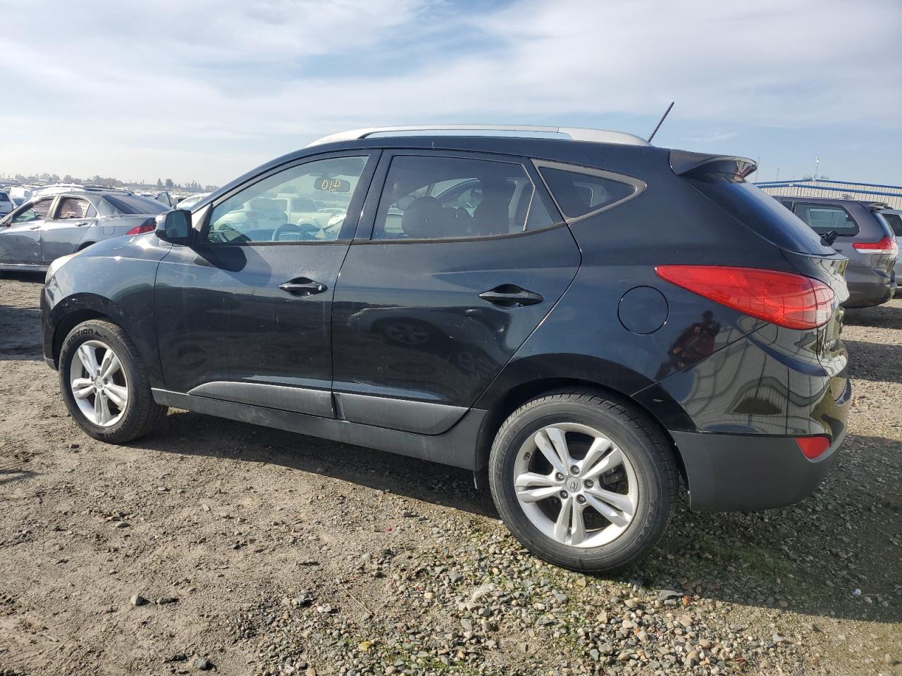 2013 Hyundai Tucson - Image 2