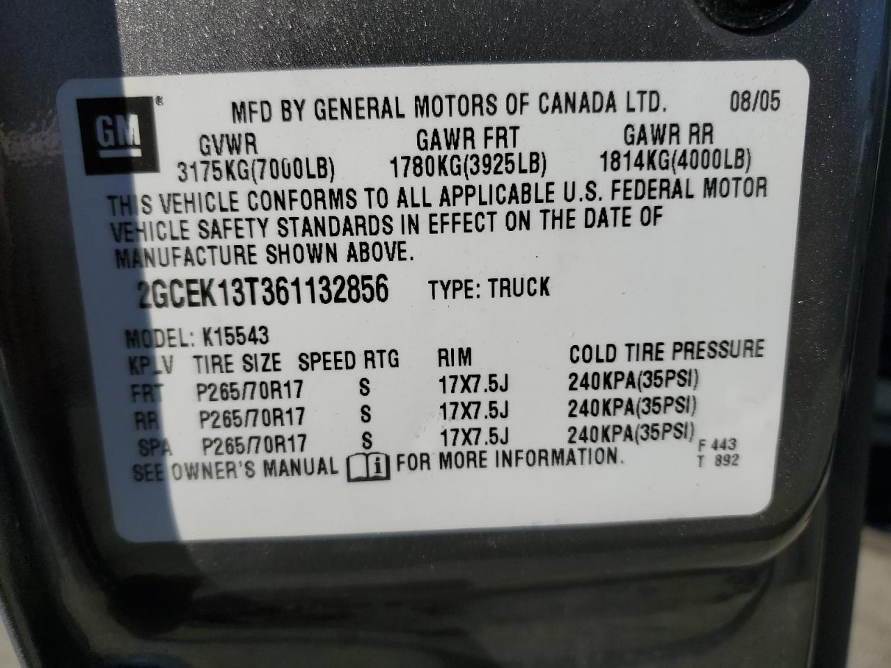 2006 Chevrolet Silverado - Image 12