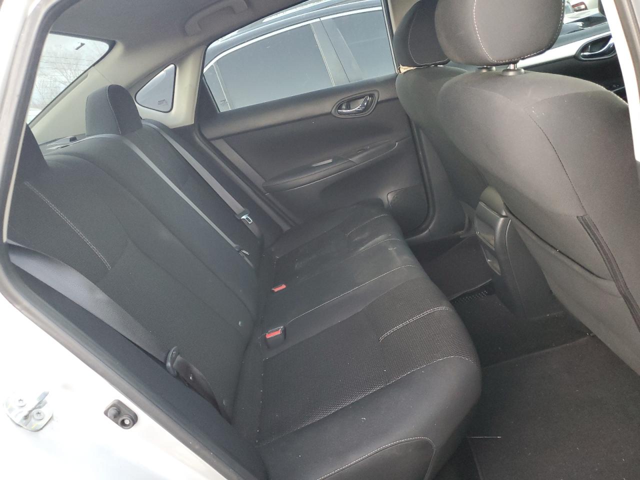 2017 Nissan Sentra - Image 10