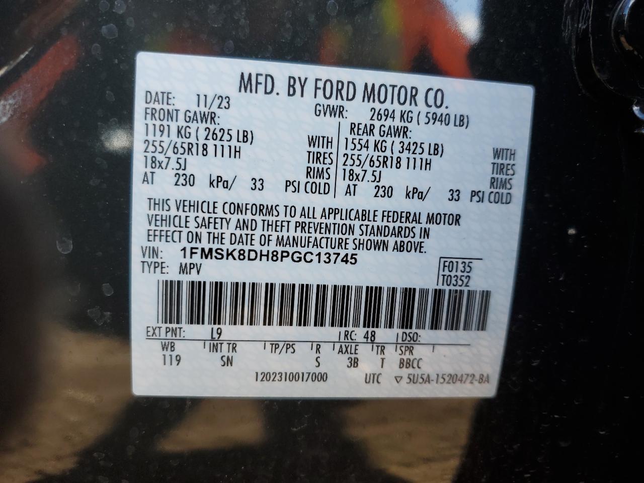 2023 Ford Explorer - Image 16