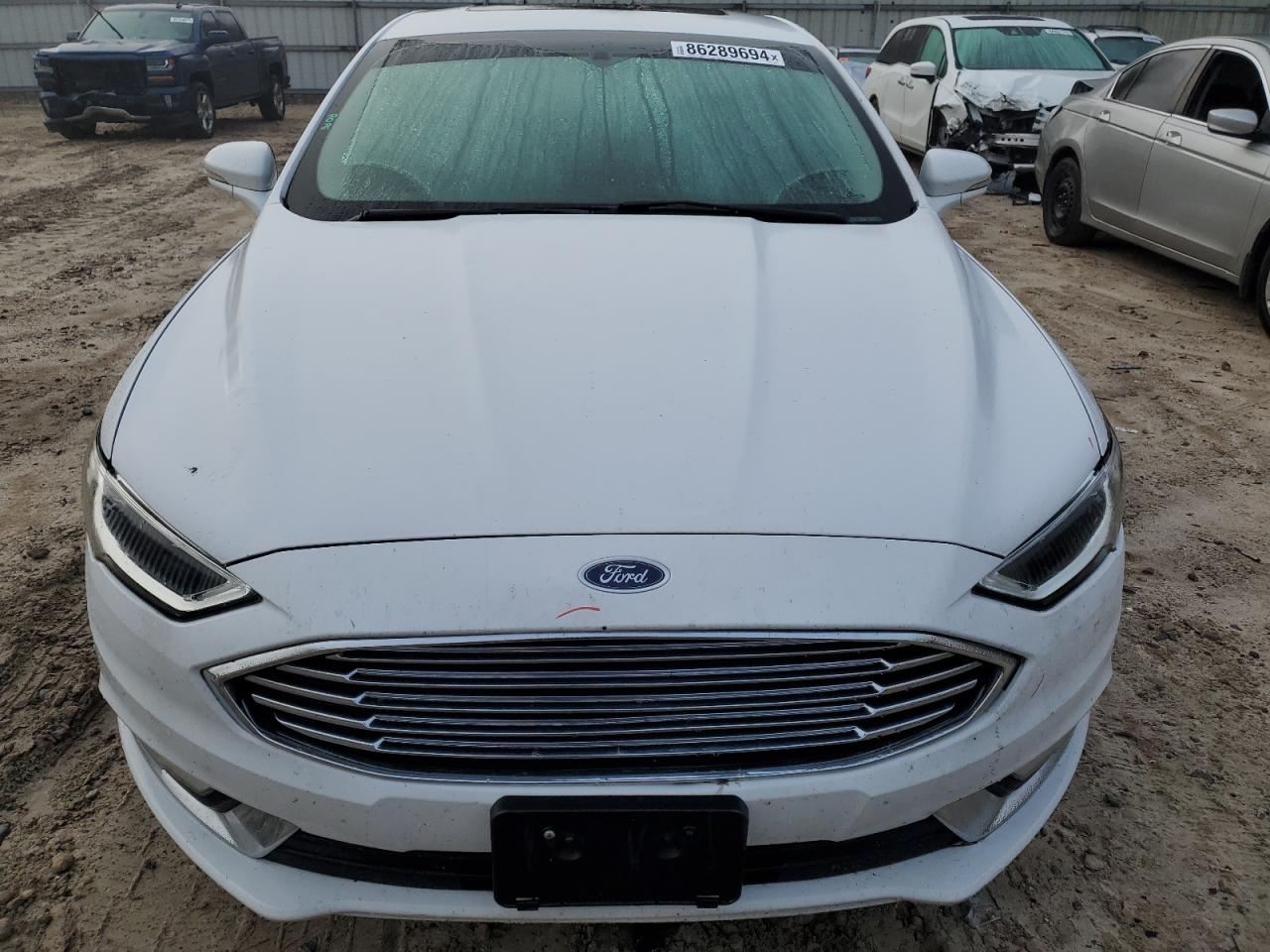 VIN 3FA6P0D90JR139003 2018 FORD FUSION no.5