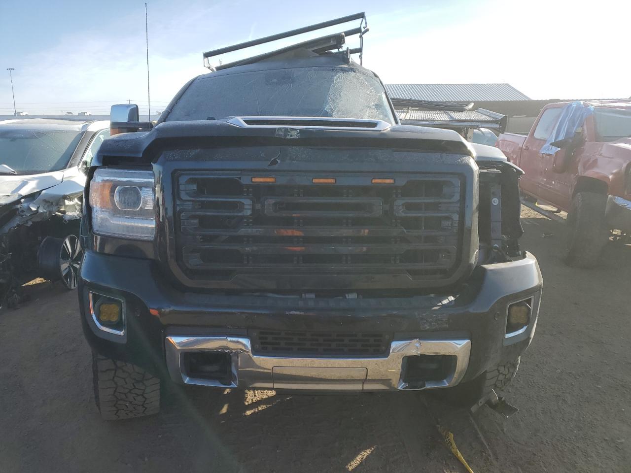 2019 GMC Sierra - Image 5