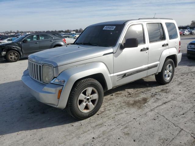  JEEP LIBERTY 2012 Серебристый