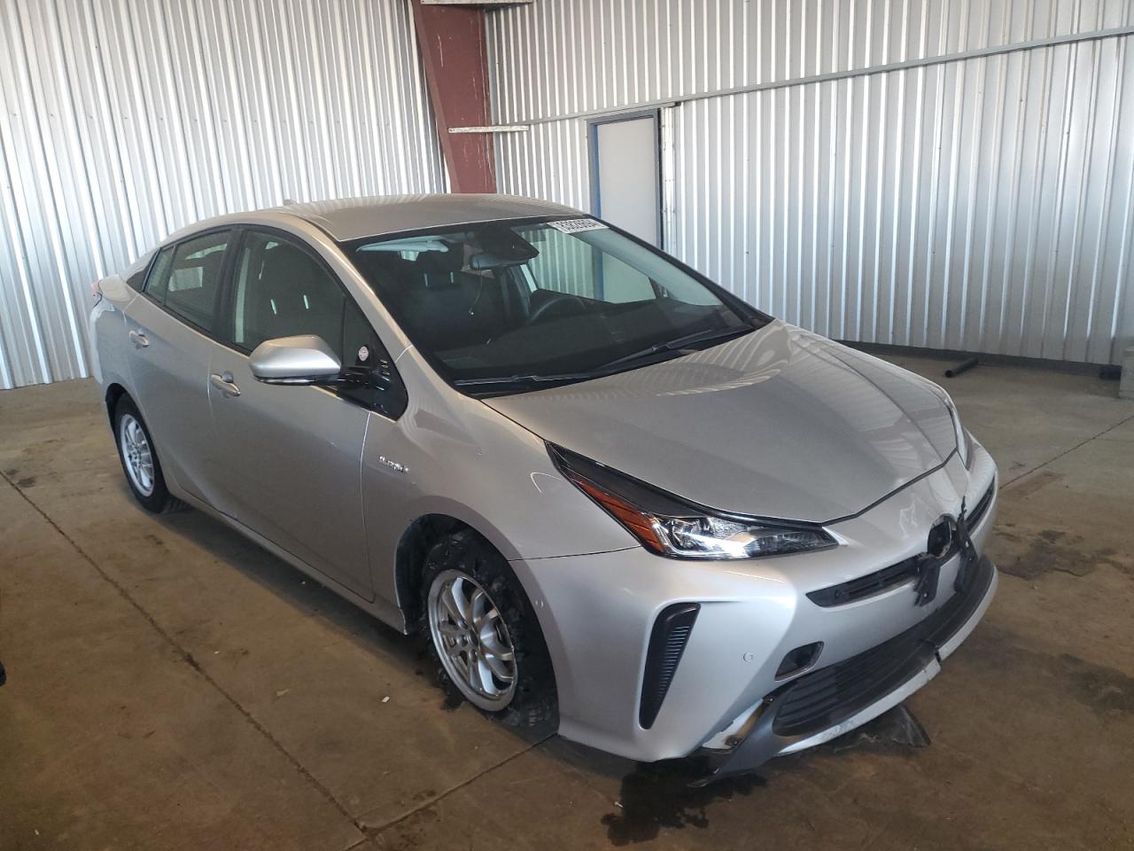 2019 Toyota Prius - Image 4