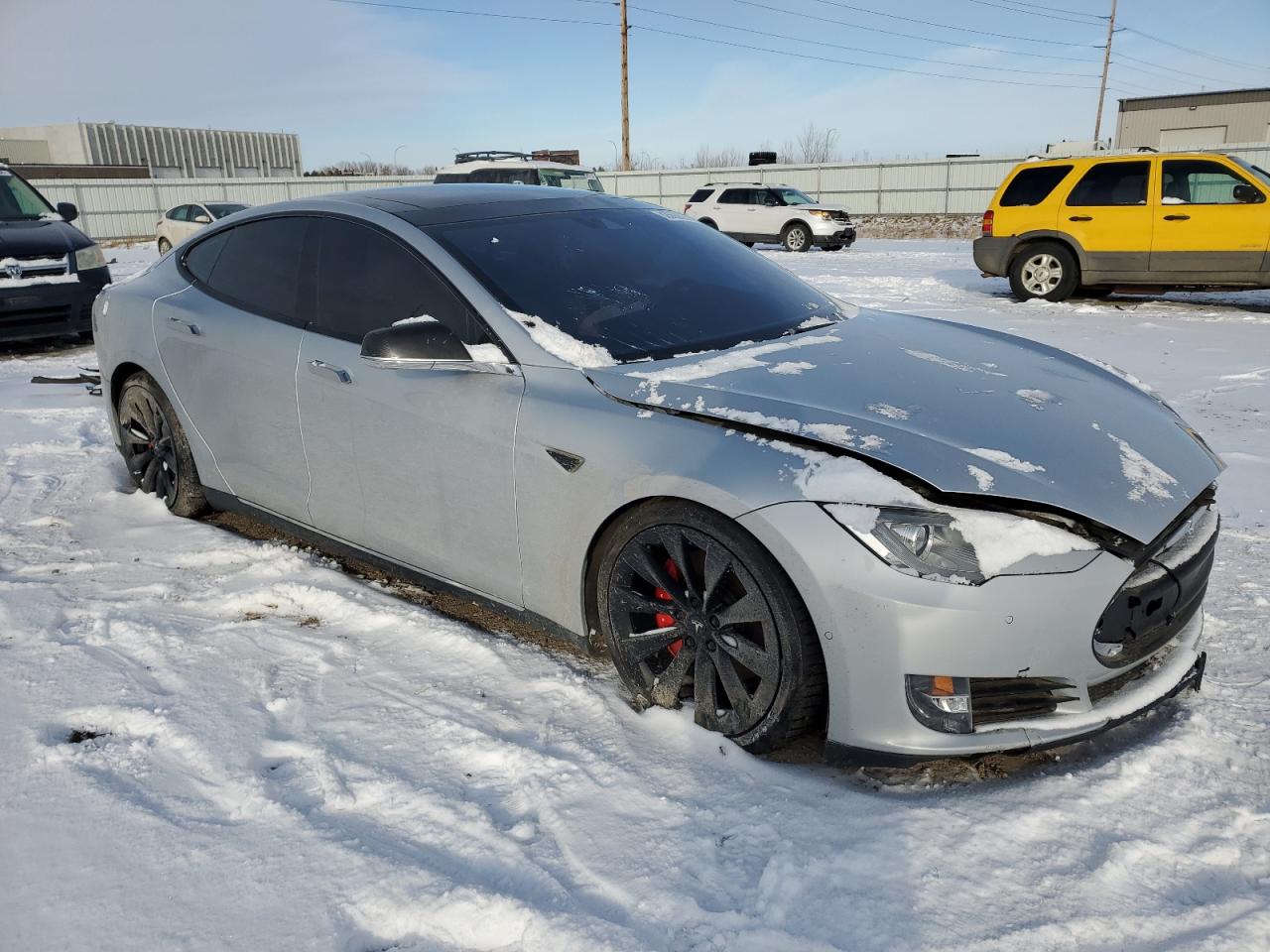 VIN 5YJSA1E4XFF111737 2015 TESLA MODEL S no.4