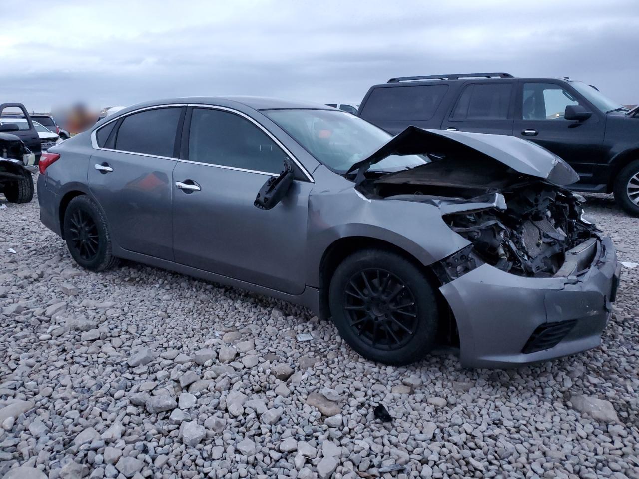 2016 Nissan Altima - Image 4
