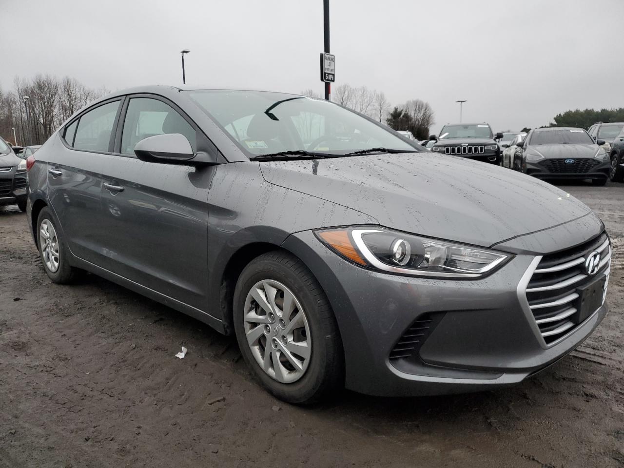2018 Hyundai Elantra - Image 4