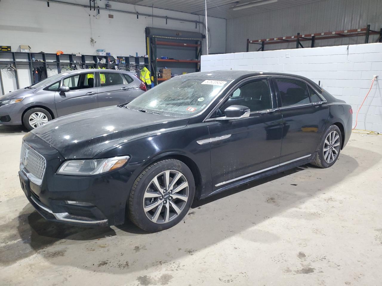 2017 Lincoln Continental - Image 1