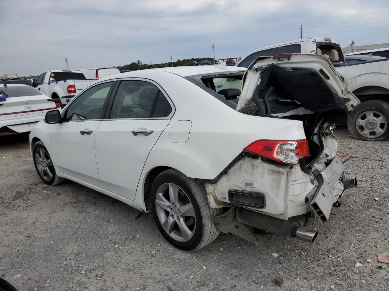 VIN JH4CU2F68DC003014 2013 ACURA TSX no.2