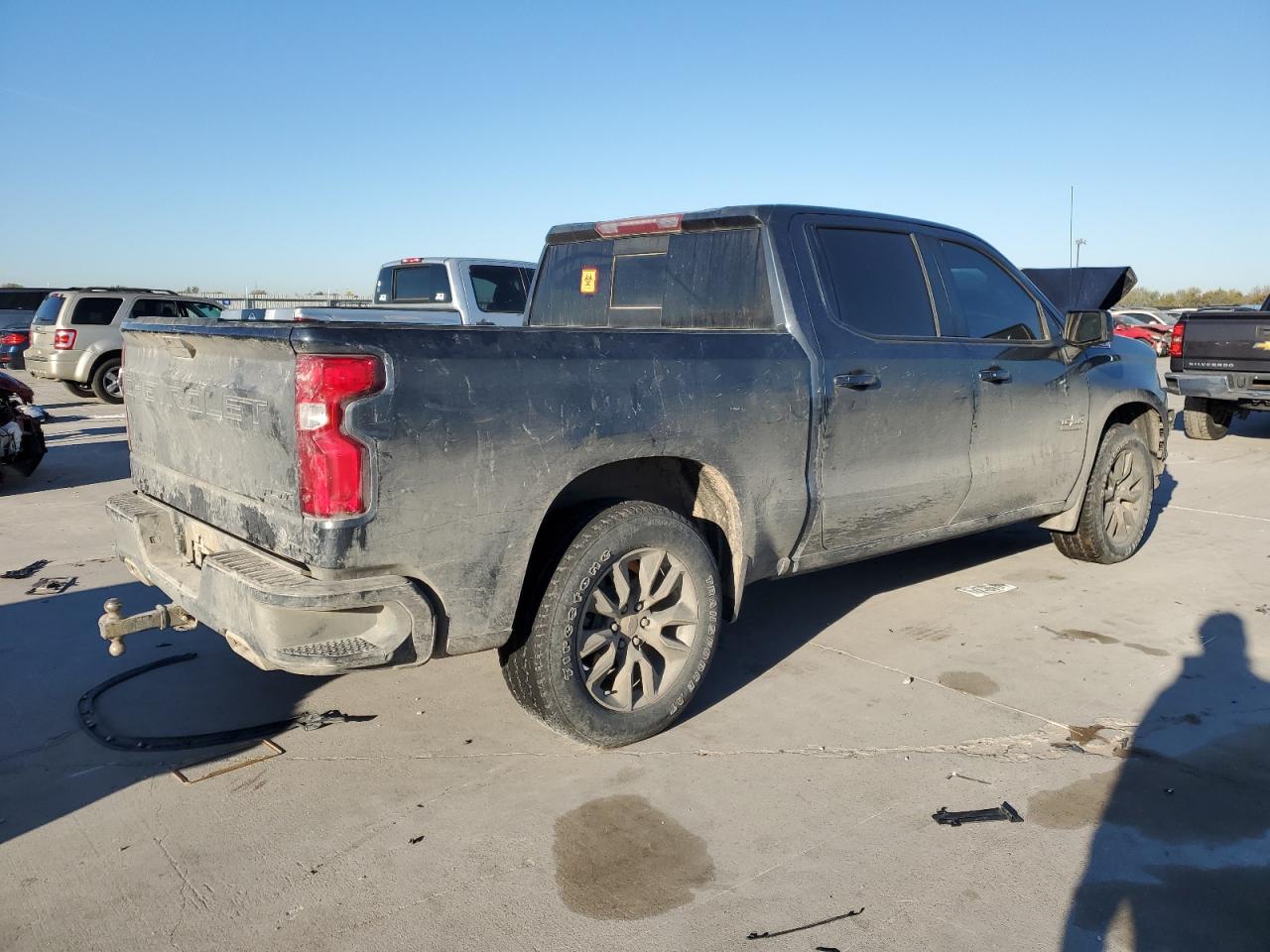 2021 Chevrolet Silverado - Image 3
