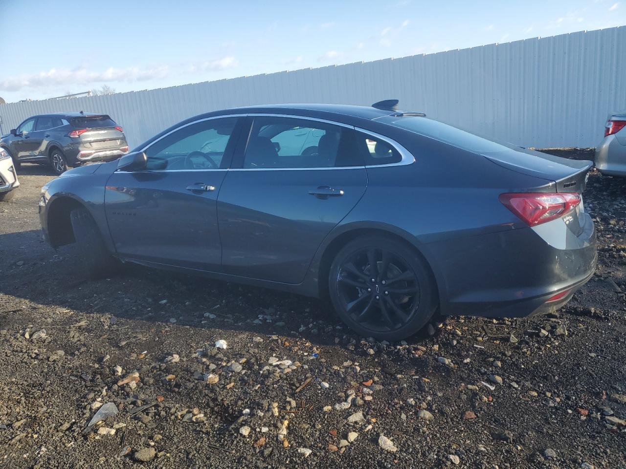 2021 Chevrolet Malibu - Image 2