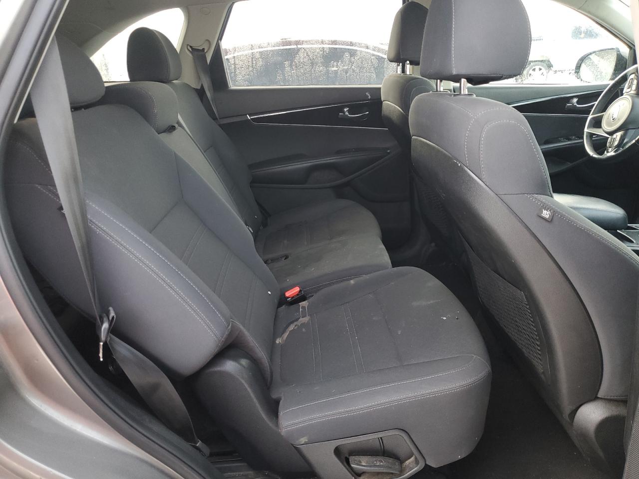 2018 Kia Sorento - Image 11