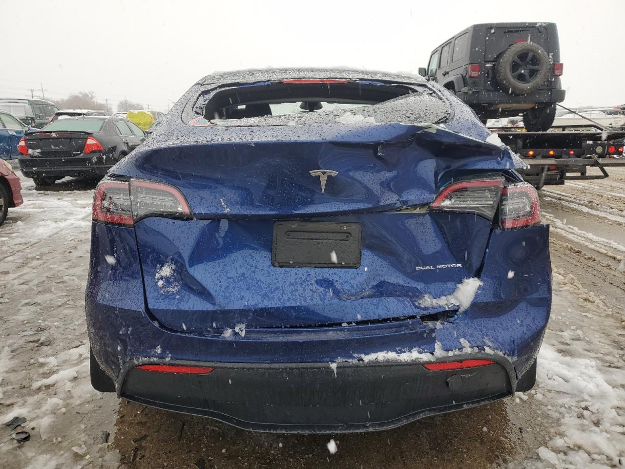 2023 Tesla Model Y VIN: 7SAYGDEE2PA162802 Lot: 84953364