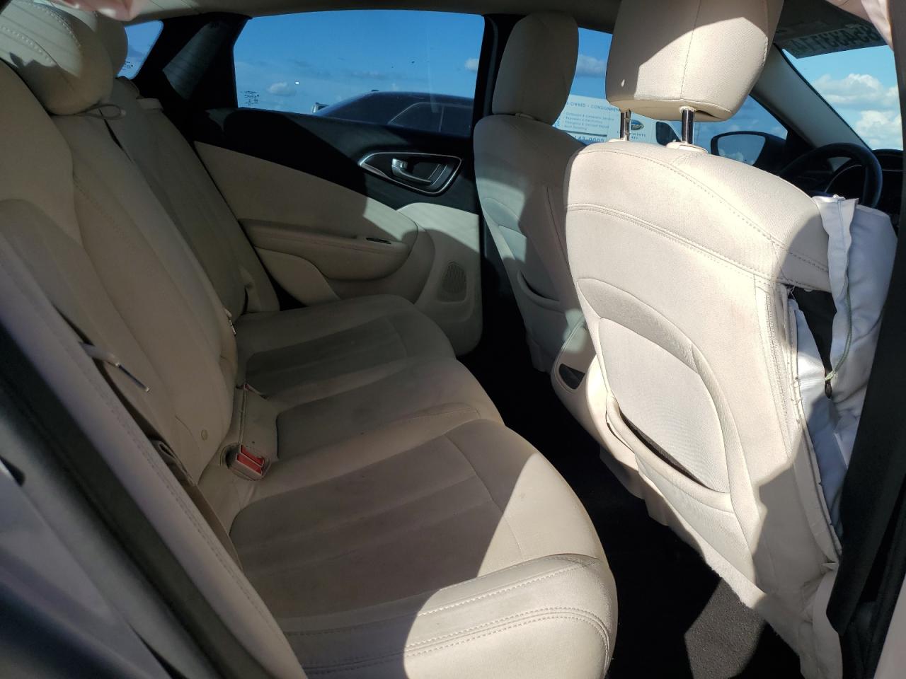 2015 Chrysler 200 Limited VIN: 1C3CCCABXFN758997 Lot: 85433114