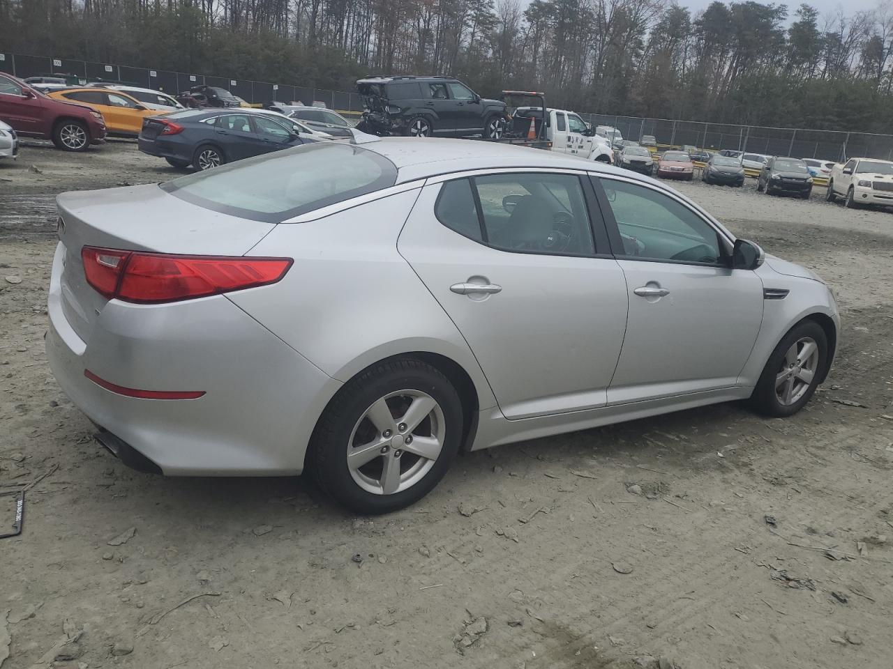 VIN 5XXGM4A79EG286877 2014 KIA OPTIMA no.3